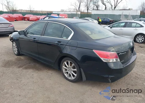 2008 Honda Accord 2.4 Ex z USA, uszkodzony, nr VIN JHMCP26728C002690